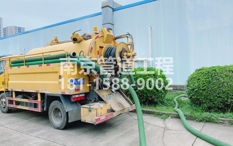 252亚东抽粪